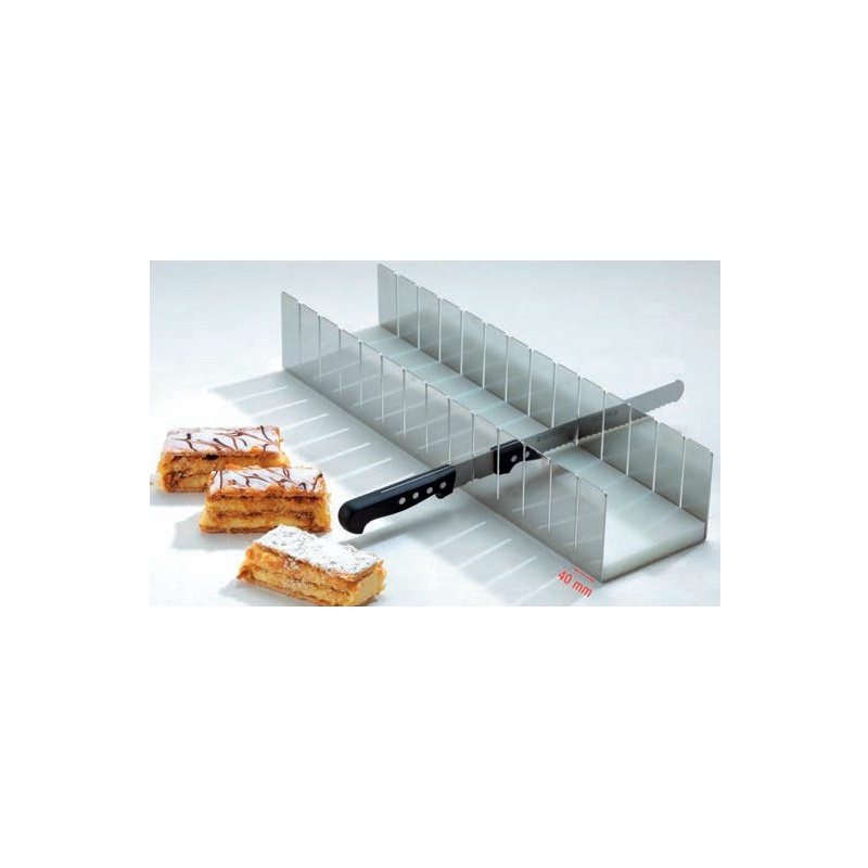 https://www.pastrychefsboutique.com/16374-thickbox_default/pastry-chefs-boutique-p36060-long-rectangle-cutting-frame-for-perfect-rectangle-part-cutting-14-slices-40x135mm-cake-dividers-li.jpg