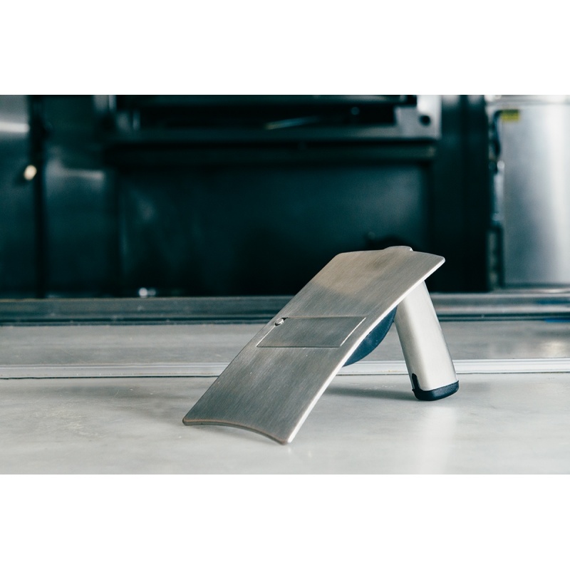 https://www.pastrychefsboutique.com/22973-thickbox_default/matfer-bourgeat-215052-matfer-bourgeat-ergonomic-truffle-slicer-decorating-tools.jpg