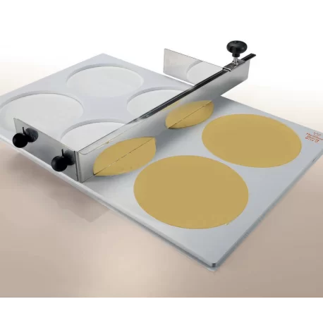 Martellato 50DF198 Plastic Template Frame for Genoise Discs and Entremets Inserts Making - Ø195 x 8 mm - Makes 4 discs Genois...