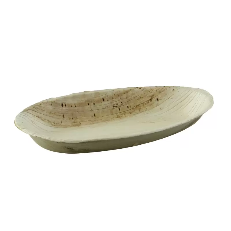 PacknWood Medium Egg Shaped Palm Leaf Plate - 9oz 7.5 x 4.7'' - 100 pcs