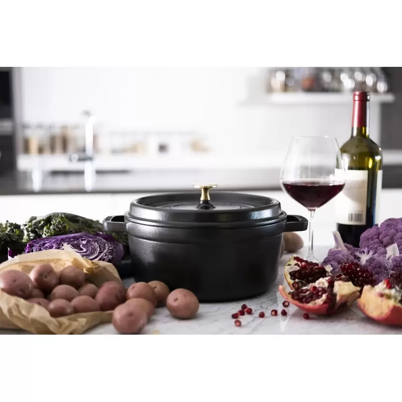 Staub 4-qt Round Dutch Oven - Black