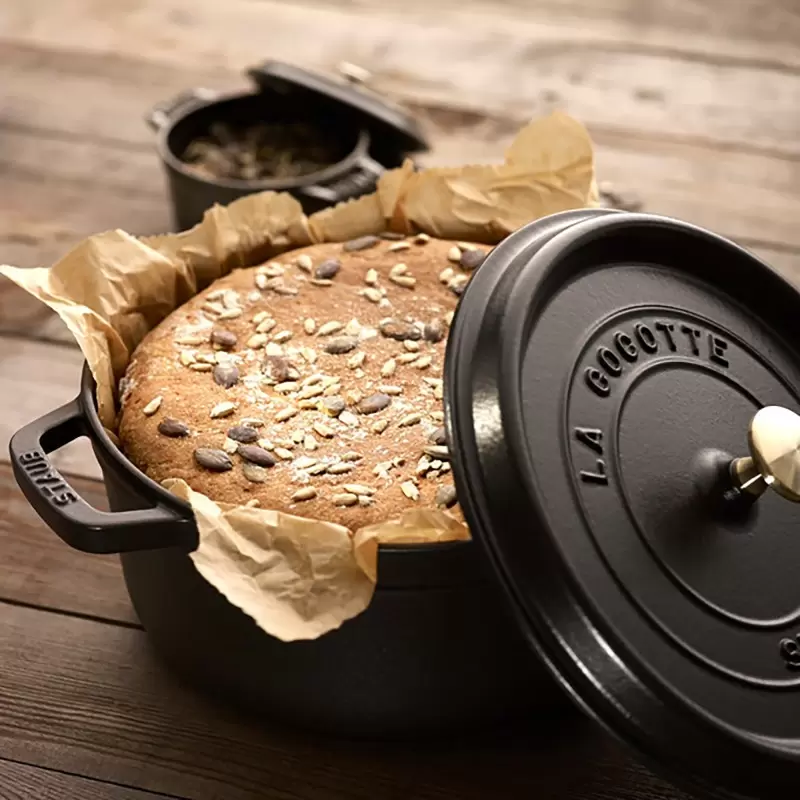 Staub 5.5-qt Round Dutch Oven - Black