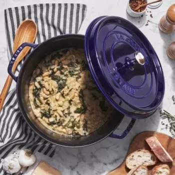 Staub 7-qt Round Dutch Oven - Dark Blue