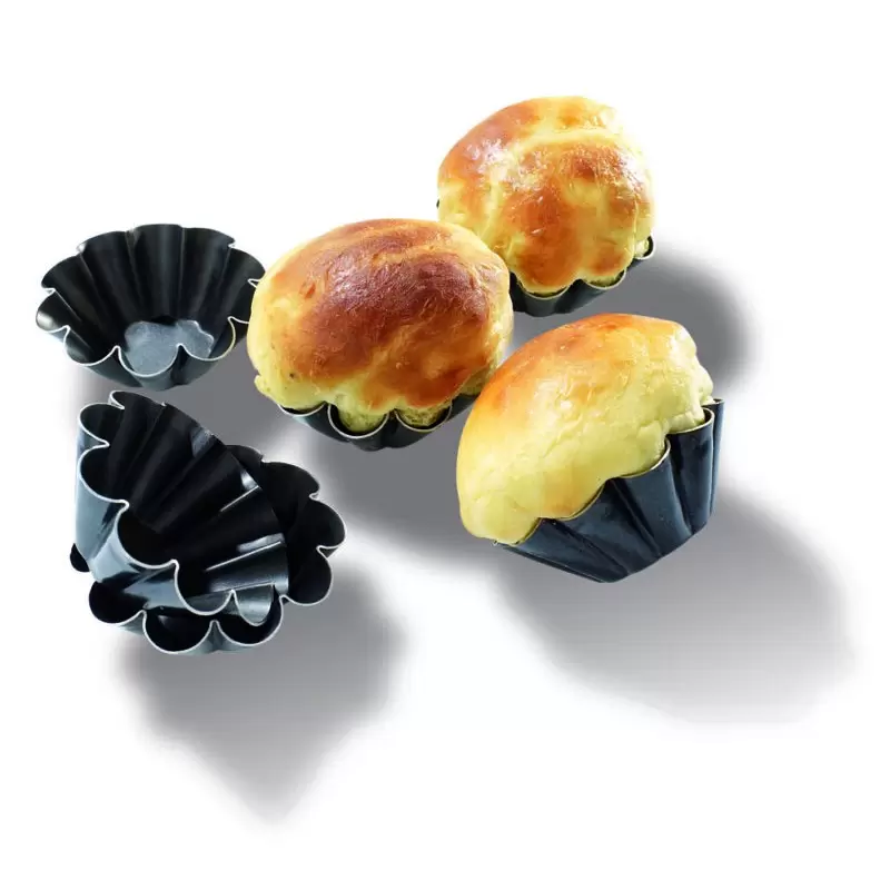 Exopan® Steel Non-Stick Small Flute Brioche Mold - 2 1/6" x h 5/8" - Pack of 25