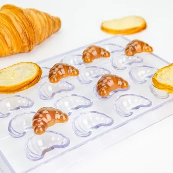 Professional Polycarbonate Croissant Praline Mold - 45 mm x 31.5 mm x h 15.5 mm - 10.5gr - 16 Cavity